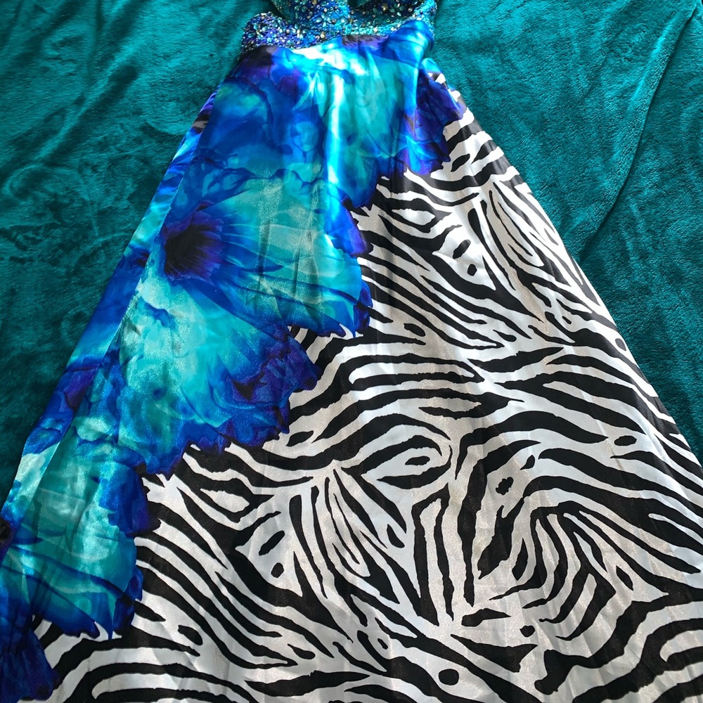 Prom dress